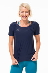 Women's Edge Performance Tee. Seamless navy t-shirt. Short sleeve workout shirt.